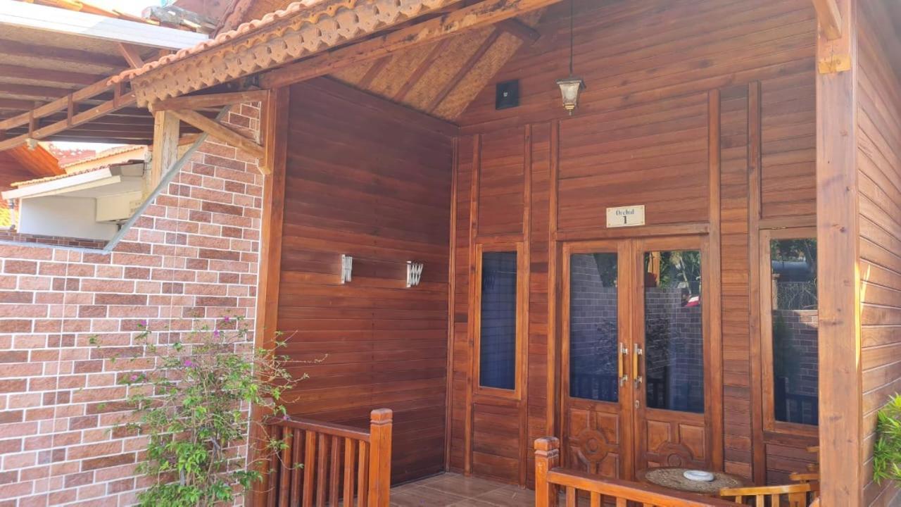Uli Wood Villa, Jimbaran Bali - Near Gwk Eksteriør bilde